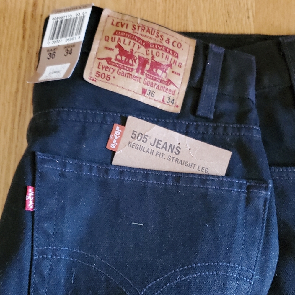 NEW! Men's Levi's 505 Jeans - Picture 3 of 3